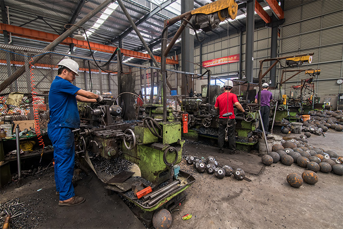 金坛网架配件车间